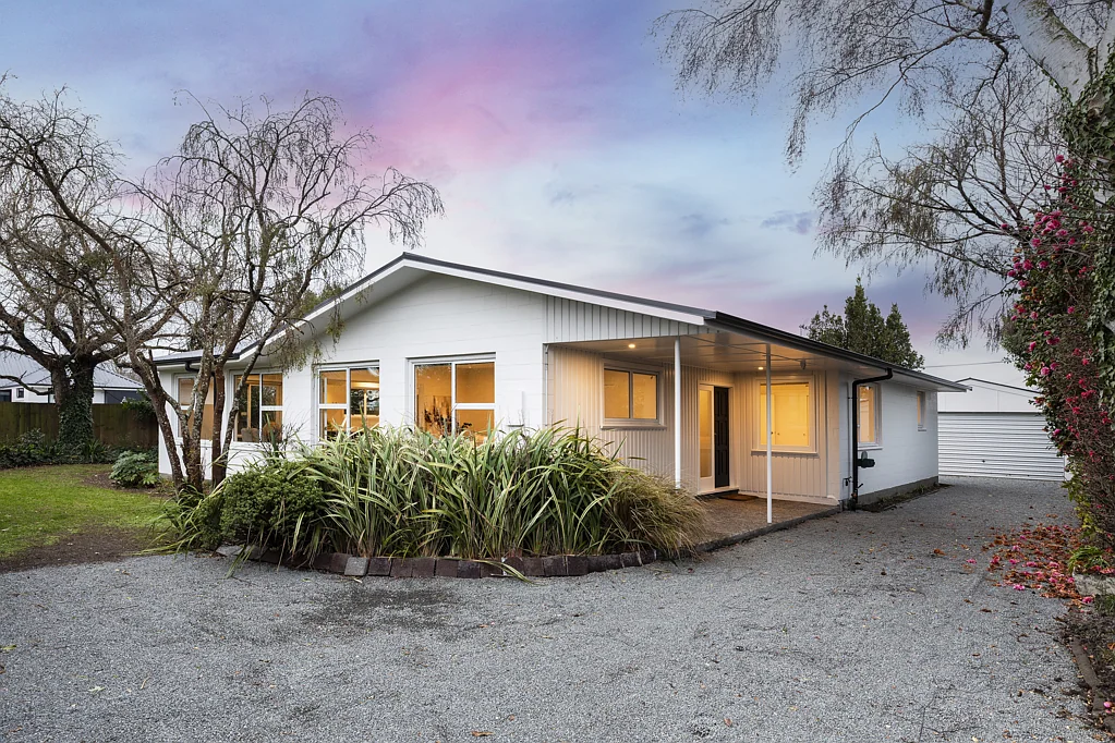 8A Rosedale Place, Avonhead, Christchurch, Canterbury