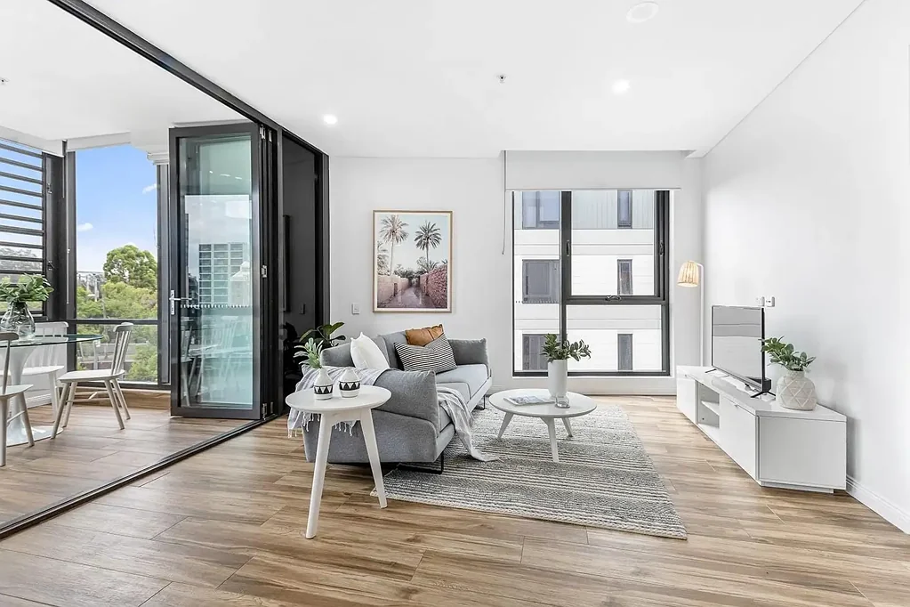 Contemporary One Bedrom Apartment in Prime Location