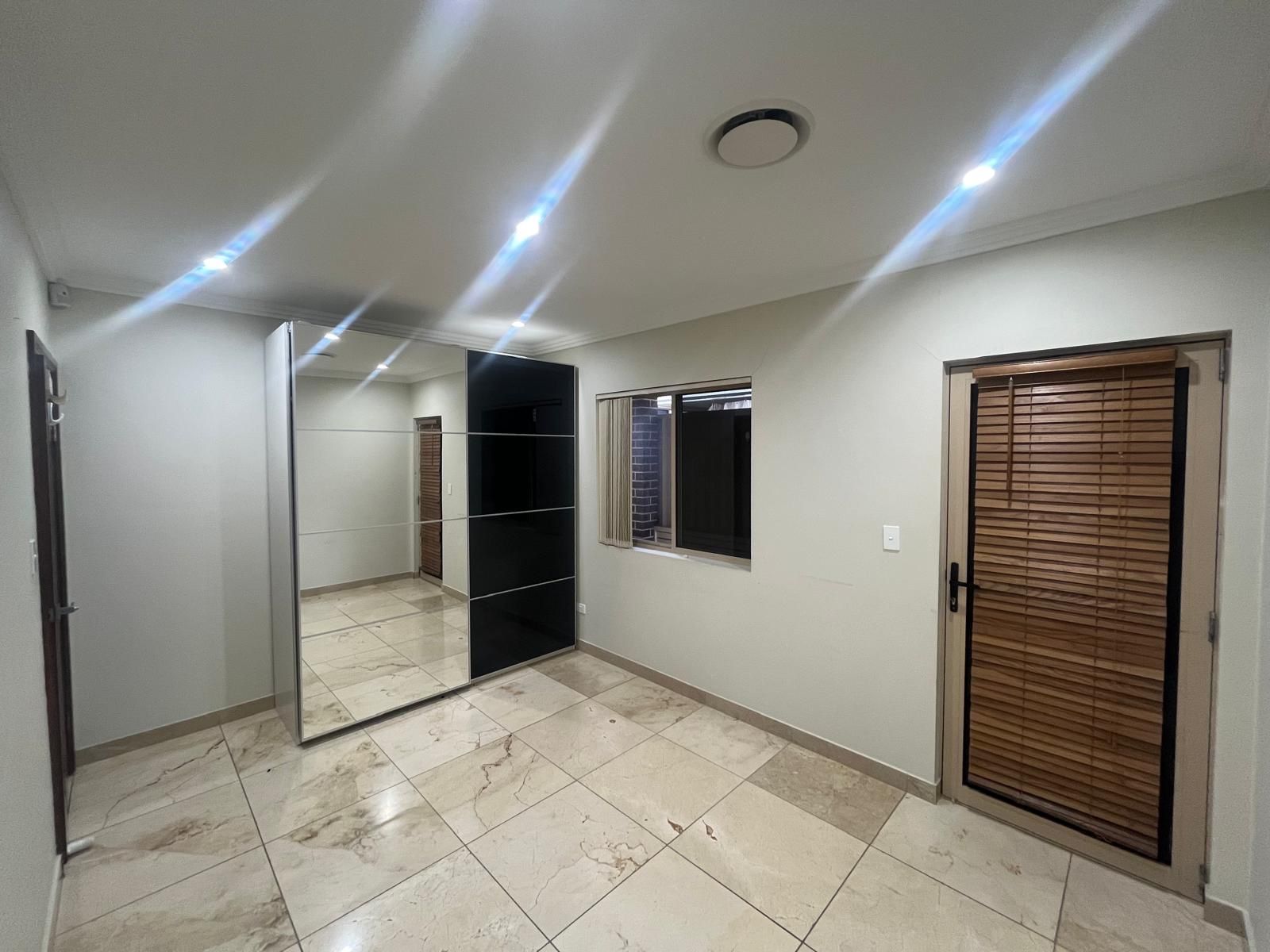 40A DIXMUDE ST, SOUTH GRANVILLE NSW 2142, 0 غرف, 0 حمامات, Flat