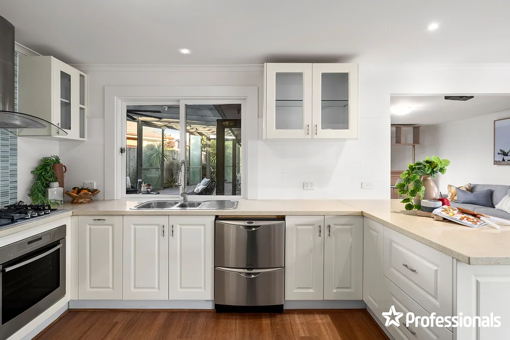 30 Wondalea Crescent, Wantirna, VIC 3152