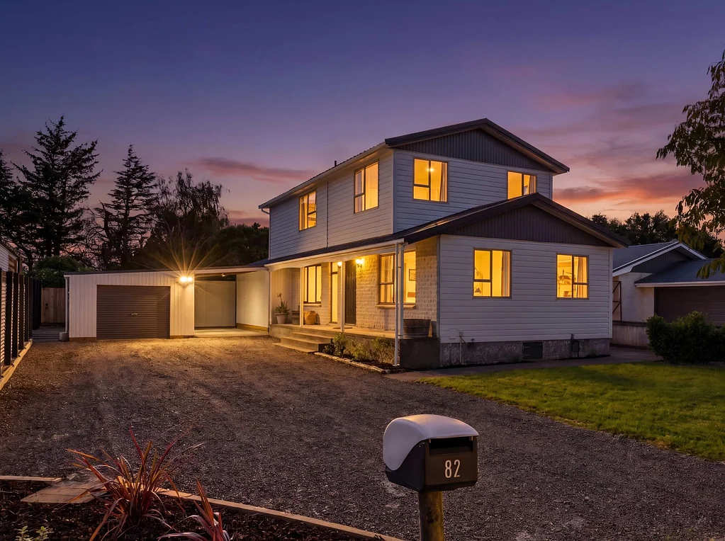 Carterton 4침실 Impressive Renovation, Effortless Living