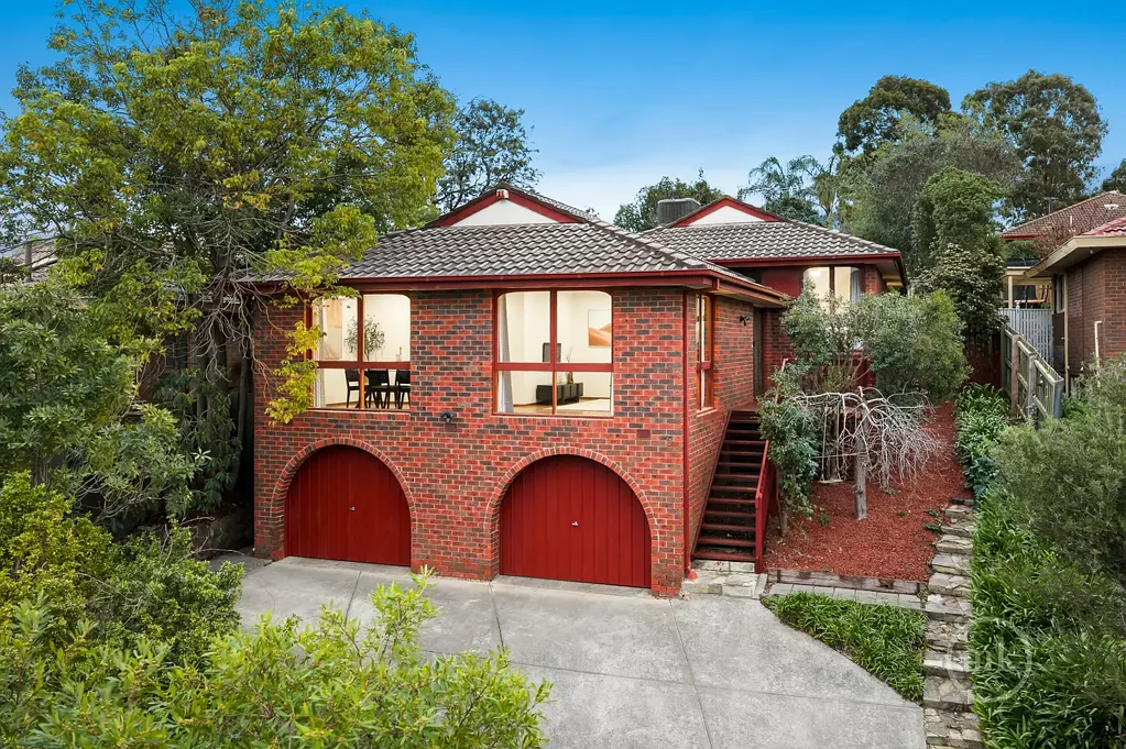 Watsonia North 4침실 Spacious and immediately welcoming