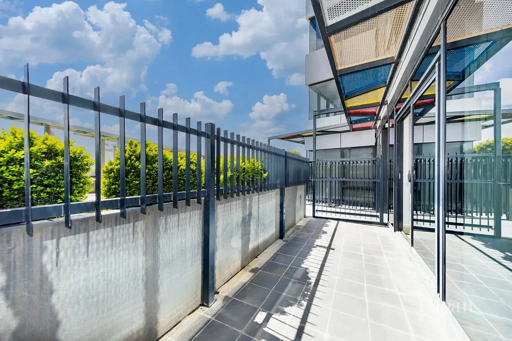 Travancore 2कमरा THE ALT – Extra Large, Vacant & Balcony