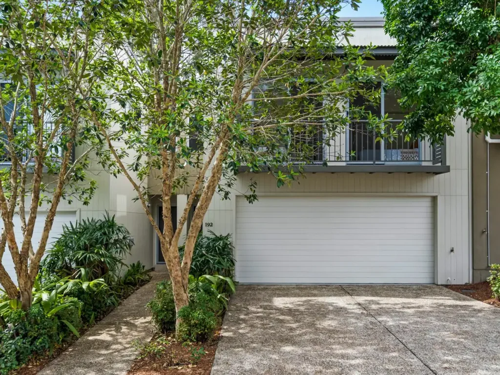 Calamvale 3部屋 A Premium Townhouse in Calamvale's Most Peaceful Pocket