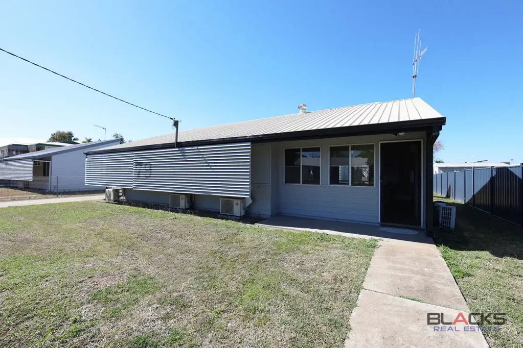 Dysart 3Zimmer WELL-KEPT HOME WITH MODERN UPDATES, SHED SPACE AND ROOM TO ENJOY
