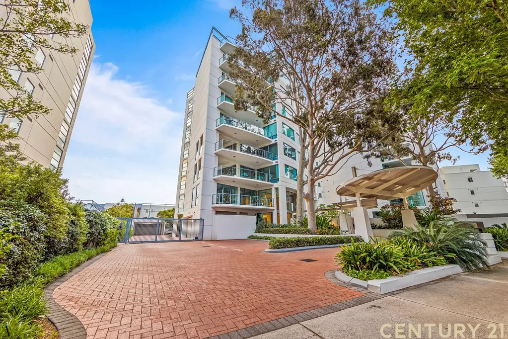 Spacious South Perth Apartment with Resort-Style Facilities