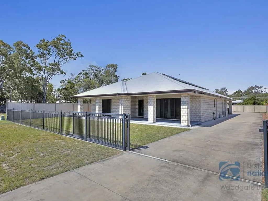 Woodgate 5Zimmer Magnificent Modern Beachside Home