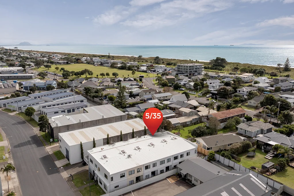 Papamoa 3 Bedroom Two Levels of Possibility