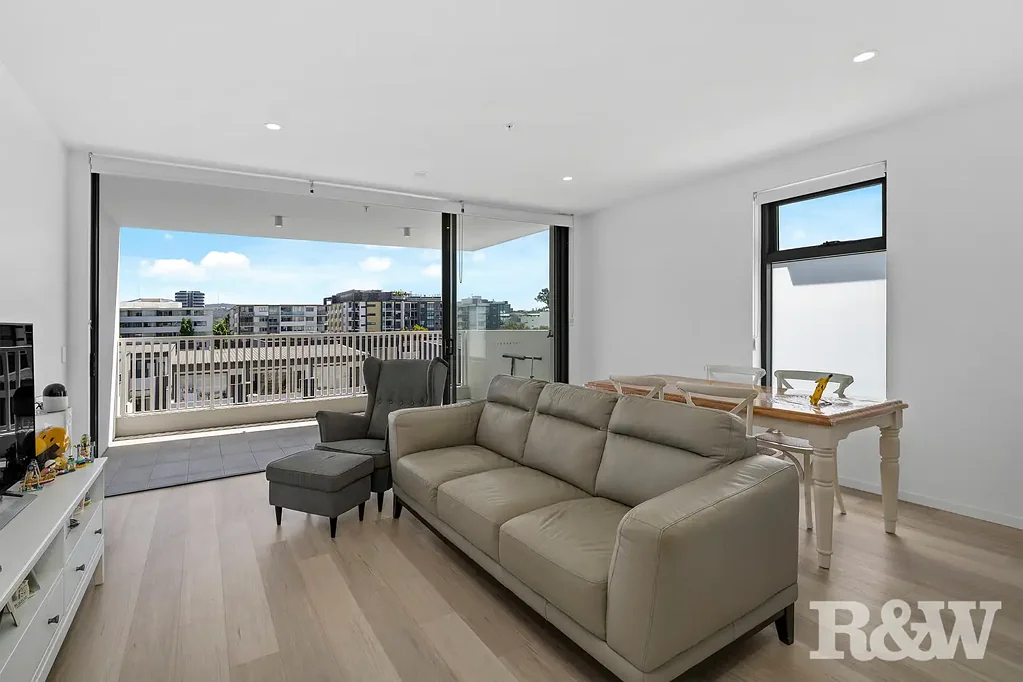 West End 3침실 3-Bedroom Modern Apartment in Boutique Building – 401/24 Bailey Street, West End