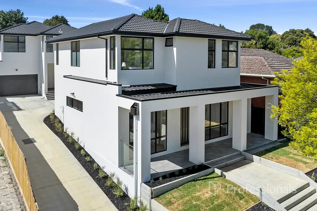 Burwood 4 Slaapkamer Brand New Dual Residences Offering Flexible Family Living in the Mount Waverley Secondary College Zone