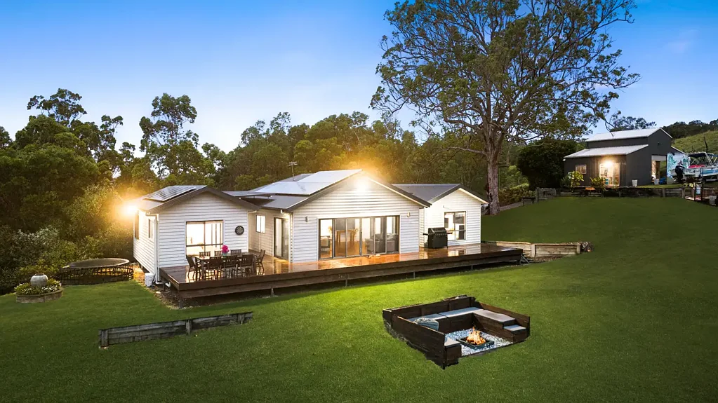 43 Boogard Place, Clagiraba, QLD 4211
