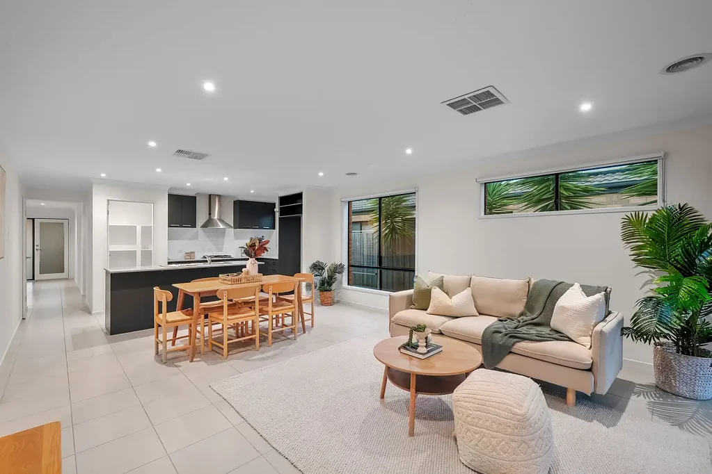 82 Coastside Drive, Armstrong Creek, VIC 3217