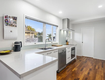 6 Camwell Close, Bucklands Beach, Manukau City, Auckland, 5房, 2浴, 独立屋