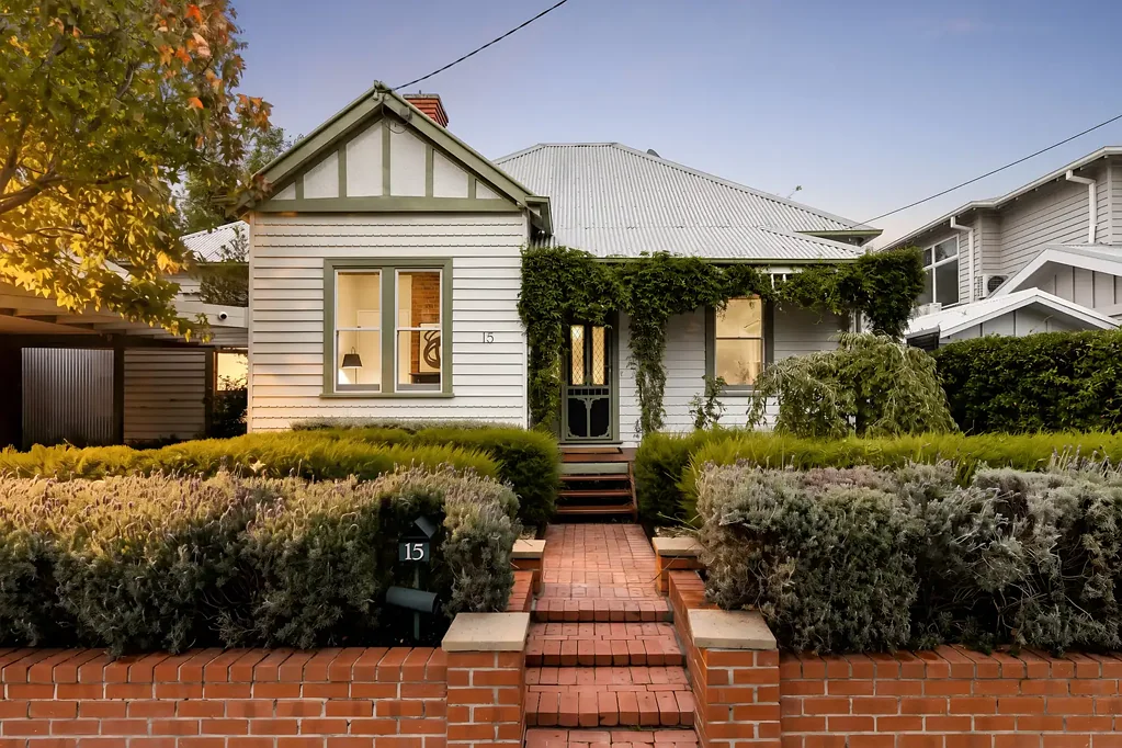 15 Acacia Street, Box Hill, VIC 3128
