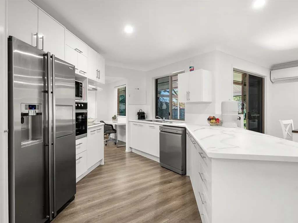 Cashmere 4Phòng ngủ 4 Bedroom, Beautifully Renovated Family Home on a Large 1036m2 Block