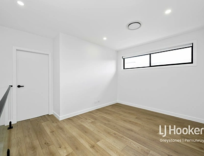 11 Gloucester Ave, Merrylands, Parramatta (Northwest suburbs), 5 habitaciones, 3 baños, House