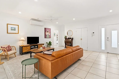 10/200 Upper Dawson Road, The Range, QLD 4700, 3 slaapkamers, 2 badkamers, House