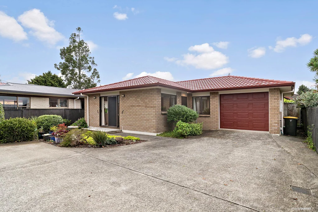 Pukekohe 2房  In the Cradle of Convenience