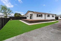 25 Smedley Street, Manurewa