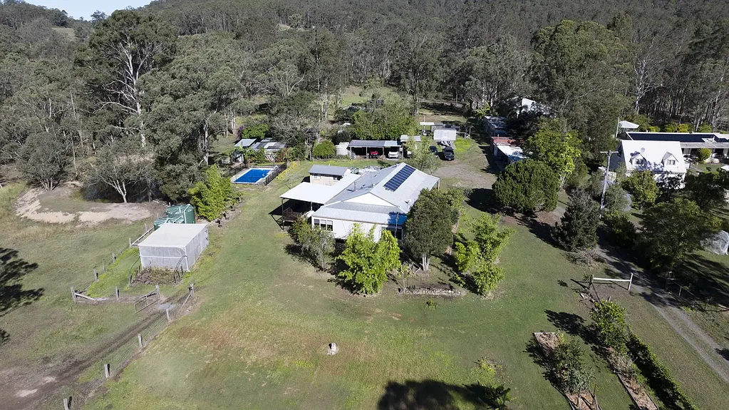 Firefly 3침실 Productive 10-Acre Lifestyle Property