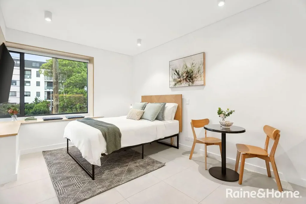 FURNISHED STUDIO APARTMENTS - RENT INCLUDES WATER,GAS,ELECTRICITY AND INTERNET!