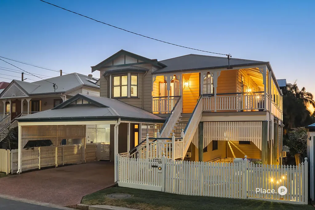 Bulimba 5chambre Bulimba replica Queenslander, perfectly tailored for large family living