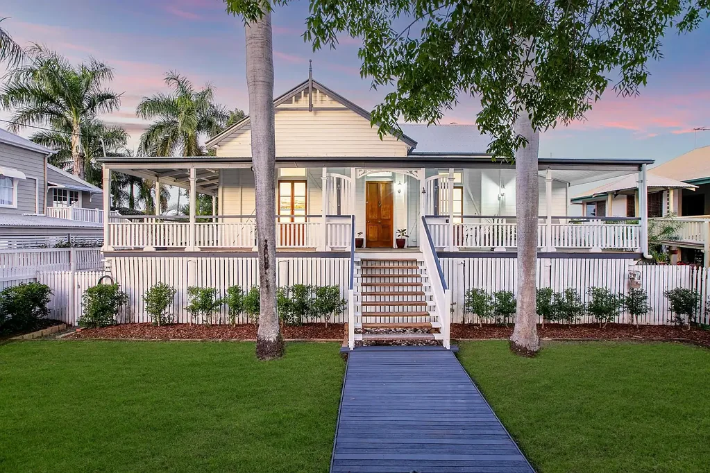 15 Davis Street, Allenstown, QLD 4700