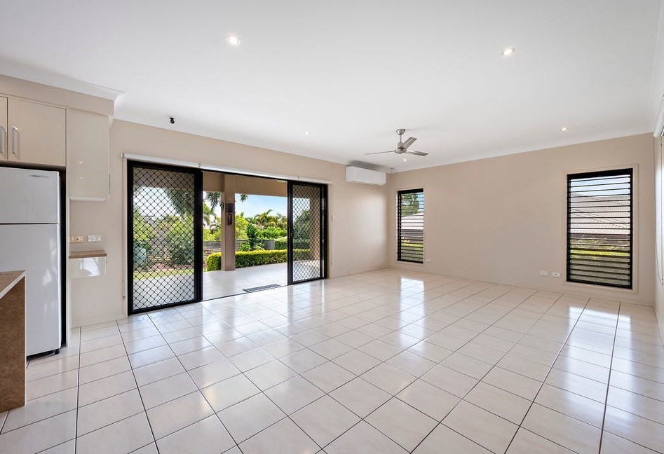 12 GENESTA CT, BUSHLAND BEACH QLD 4818, 0 Kuwarto, 0 Banyo, House