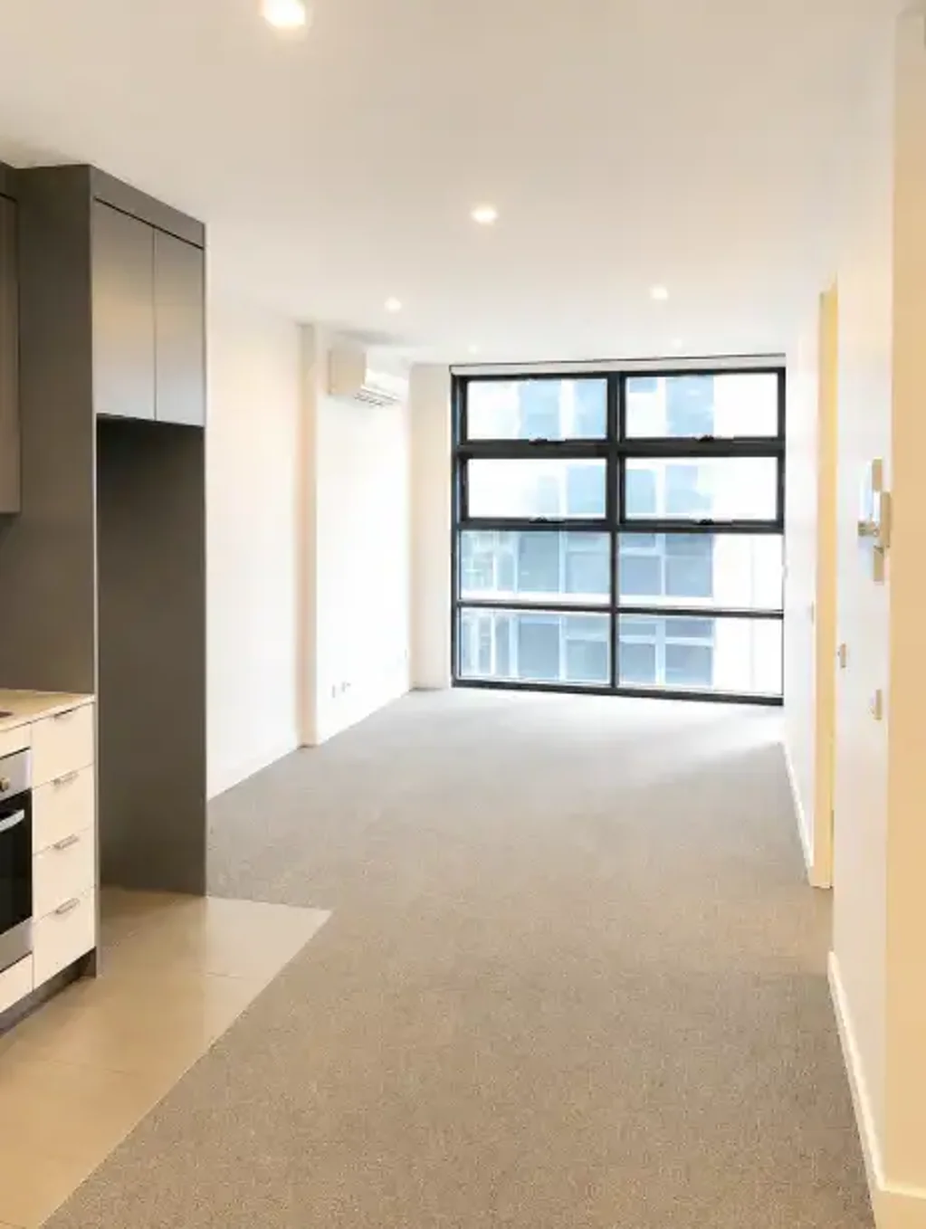 Modern Amazing CBD One Bedroom Apartment FOR RENT