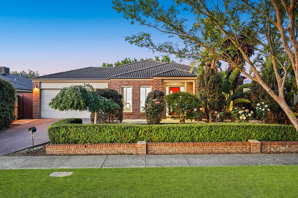 39 Bernly Boulevard, Berwick, VIC 3806