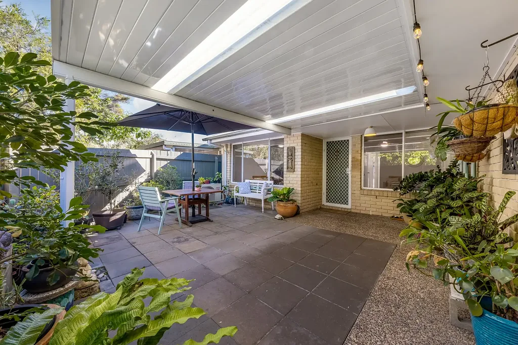 2/61 Kowonga Street, Pacific Paradise, QLD 4564