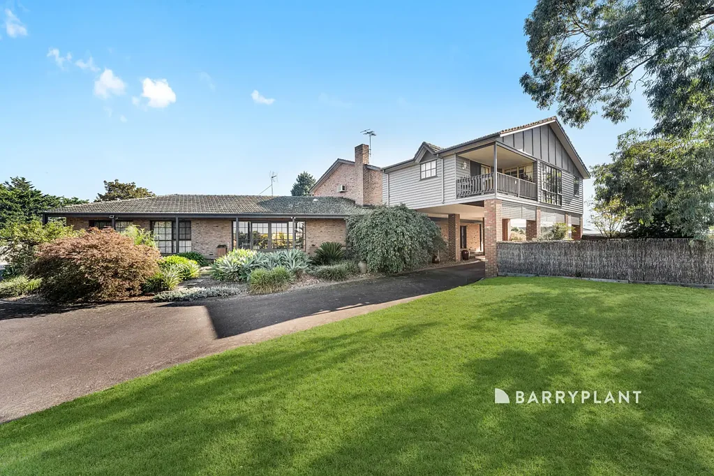 21-23 Hillsley Avenue, Narre Warren North, VIC 3804