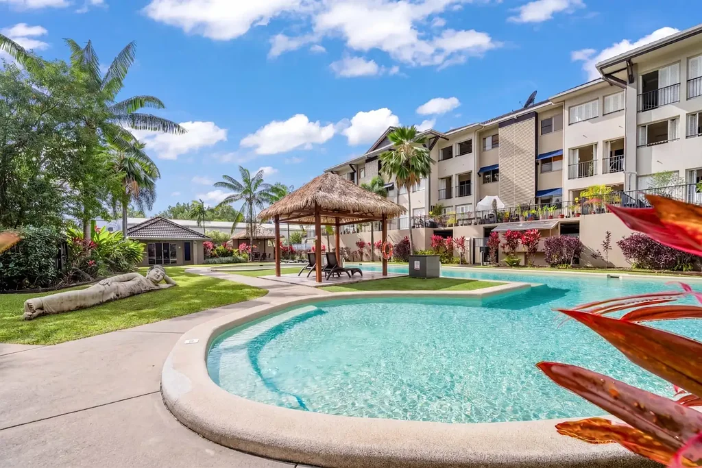 Mooroobool 2कमरा Incredible Entertainers Apartment - Best Location in Complex!