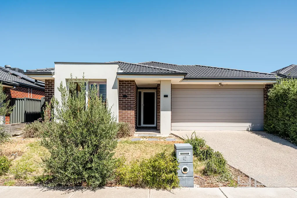 Spacious Family Home!!