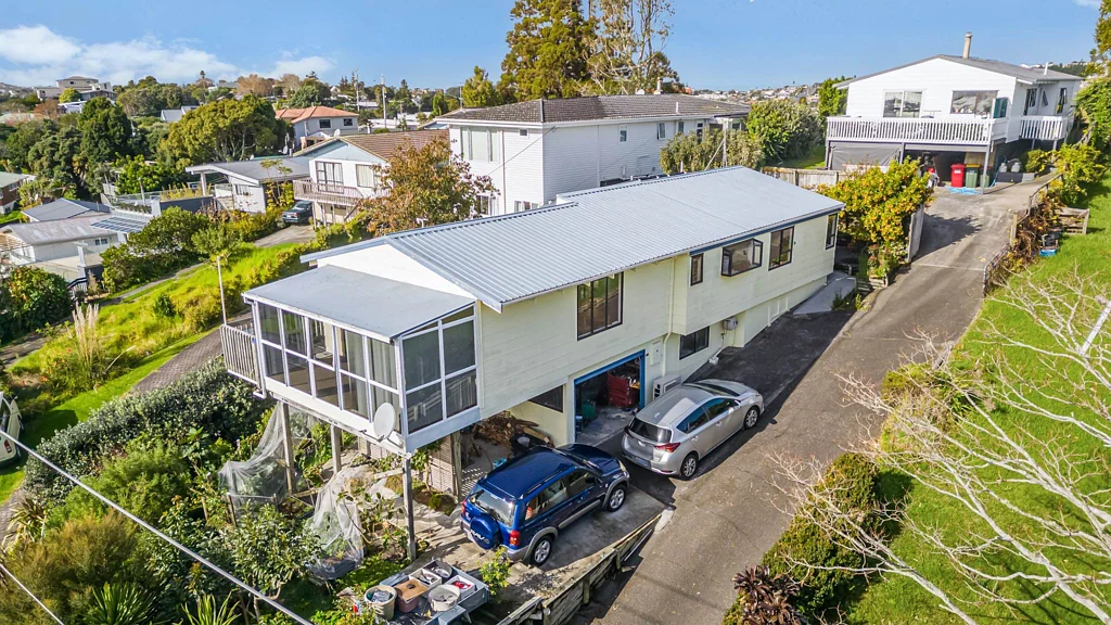 Stanmore Bay 3部屋 Elevated Living With Sea Views!