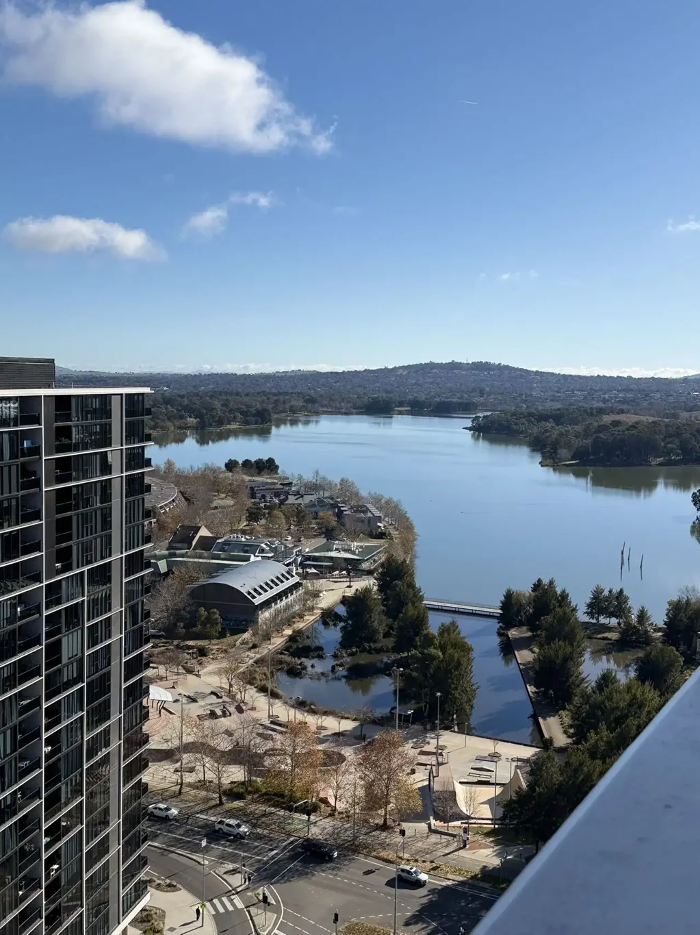 Modern Furnished 2-Bedroom Apartment with Stunning Views