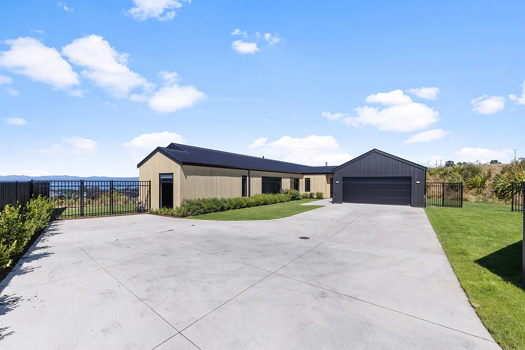 Nukuhau 4कमरा Private, modern retreat with stunning views