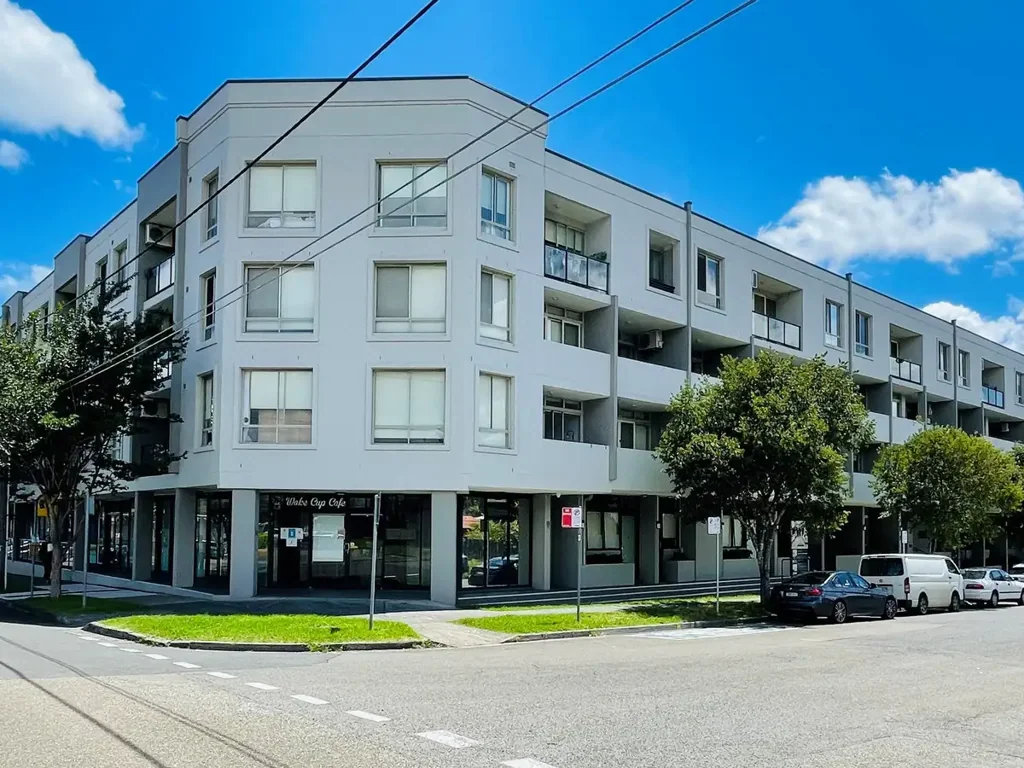 Premier Location 2+Study in West Ryde
