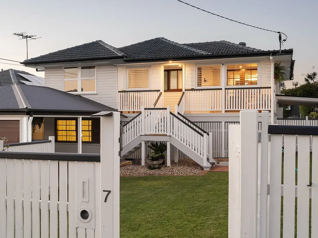 Brighton 3chambre Character and Calm, Reimagined for Family Life