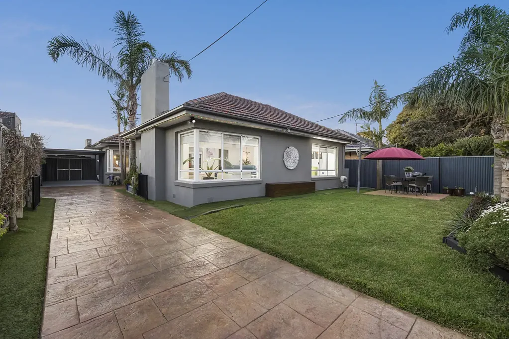 Bonbeach 3房  Private Coastal Living with Multiple Outdoor Spaces