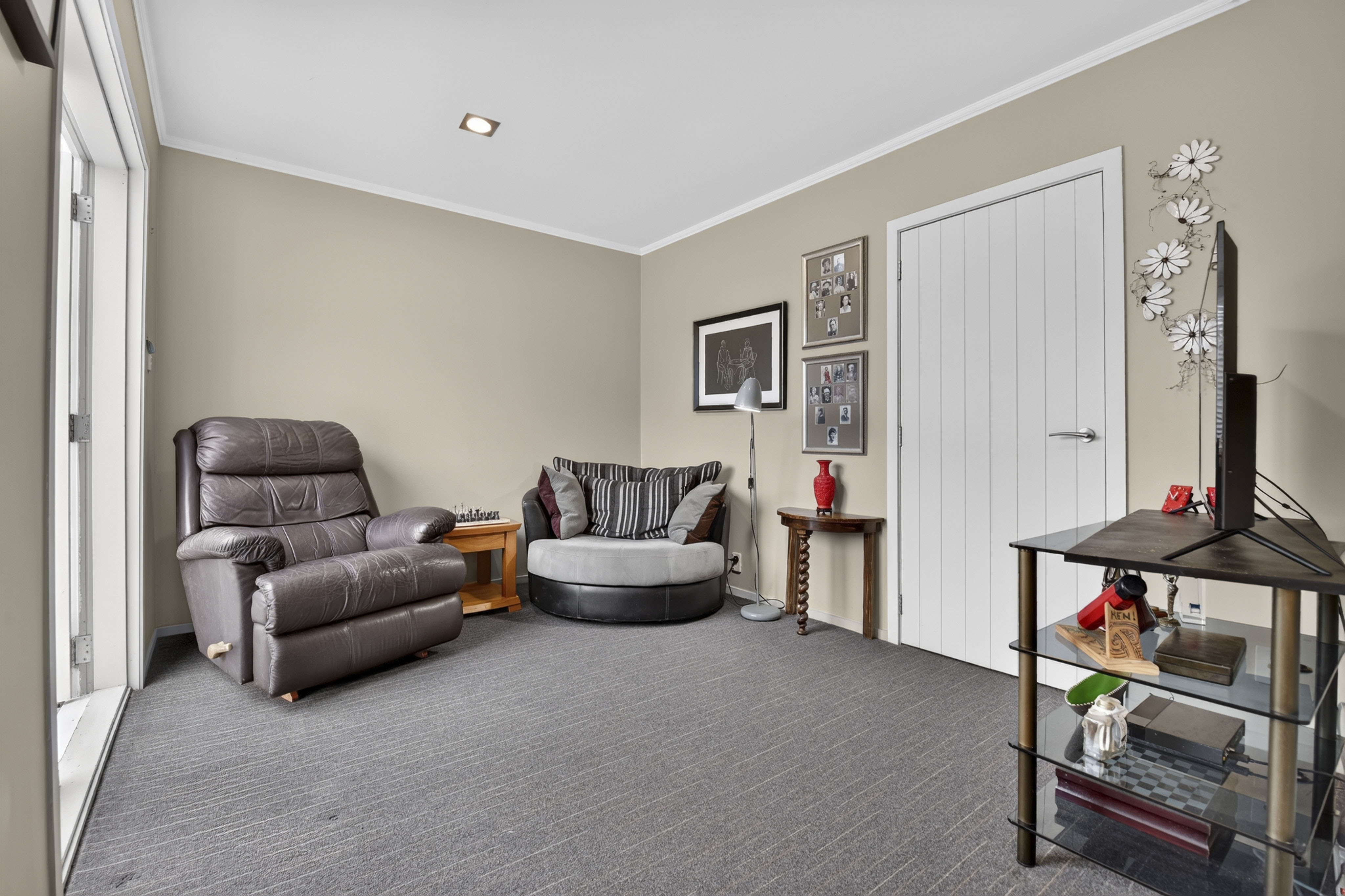 250 Centreway Road, Orewa, photo 19