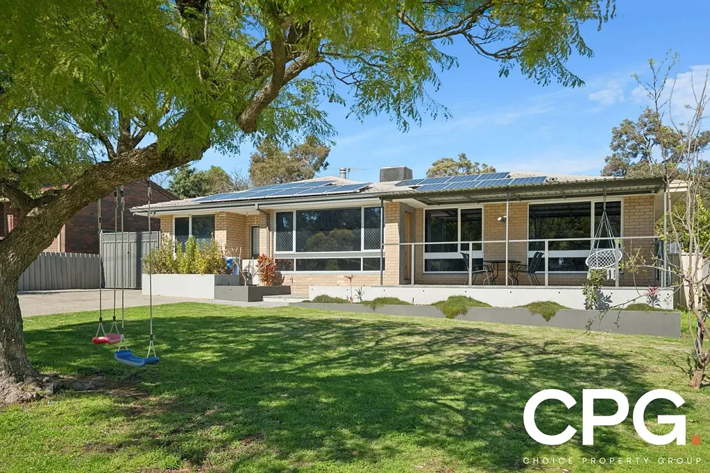 19 Phillip Grove, Kalamunda, WA 6076