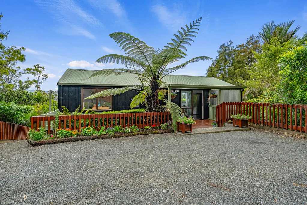 321 Wairere Road, Waitakere, Waitakere City, Auckland