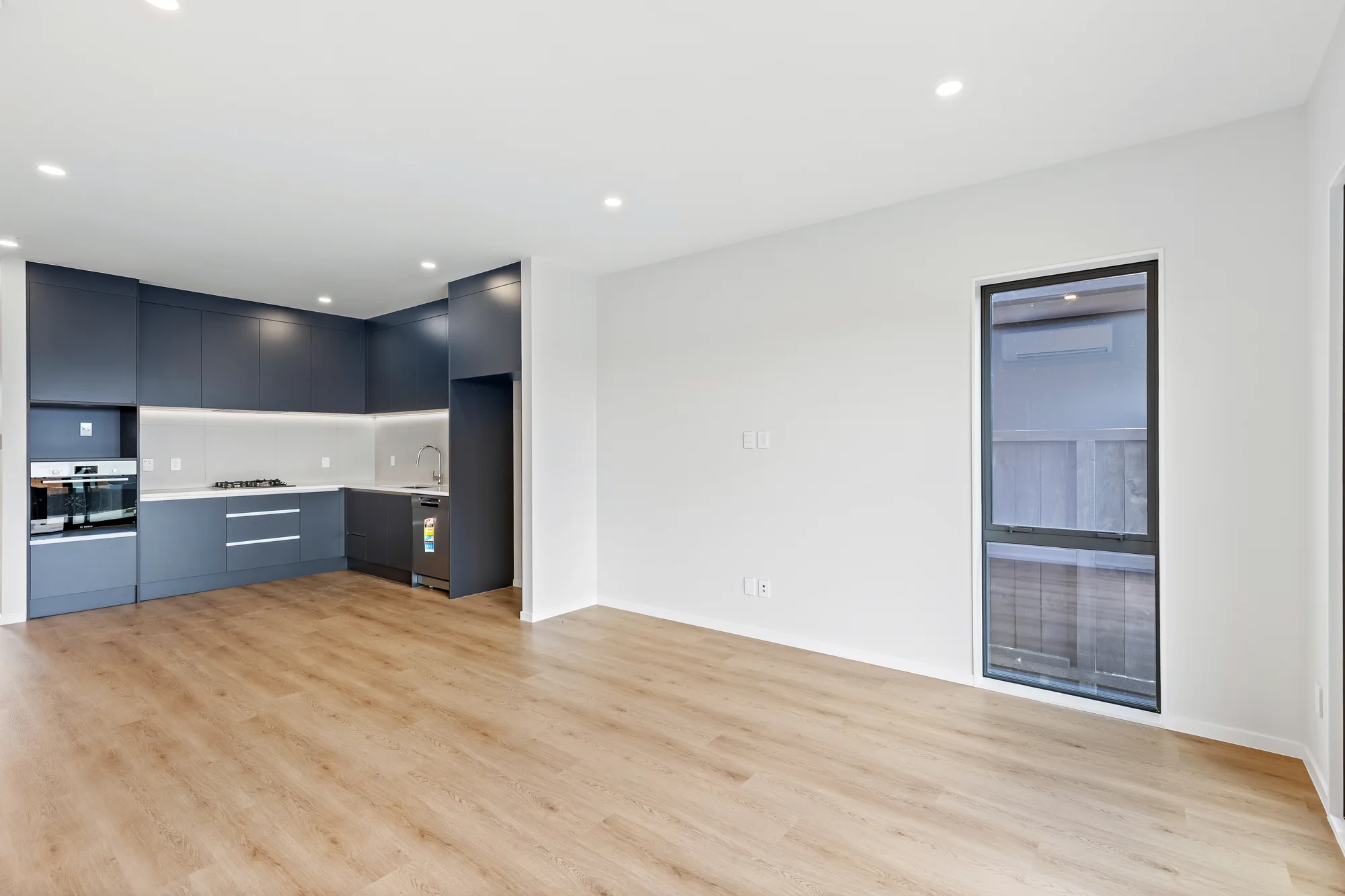 24 Puwha Street, Massey, photo 6