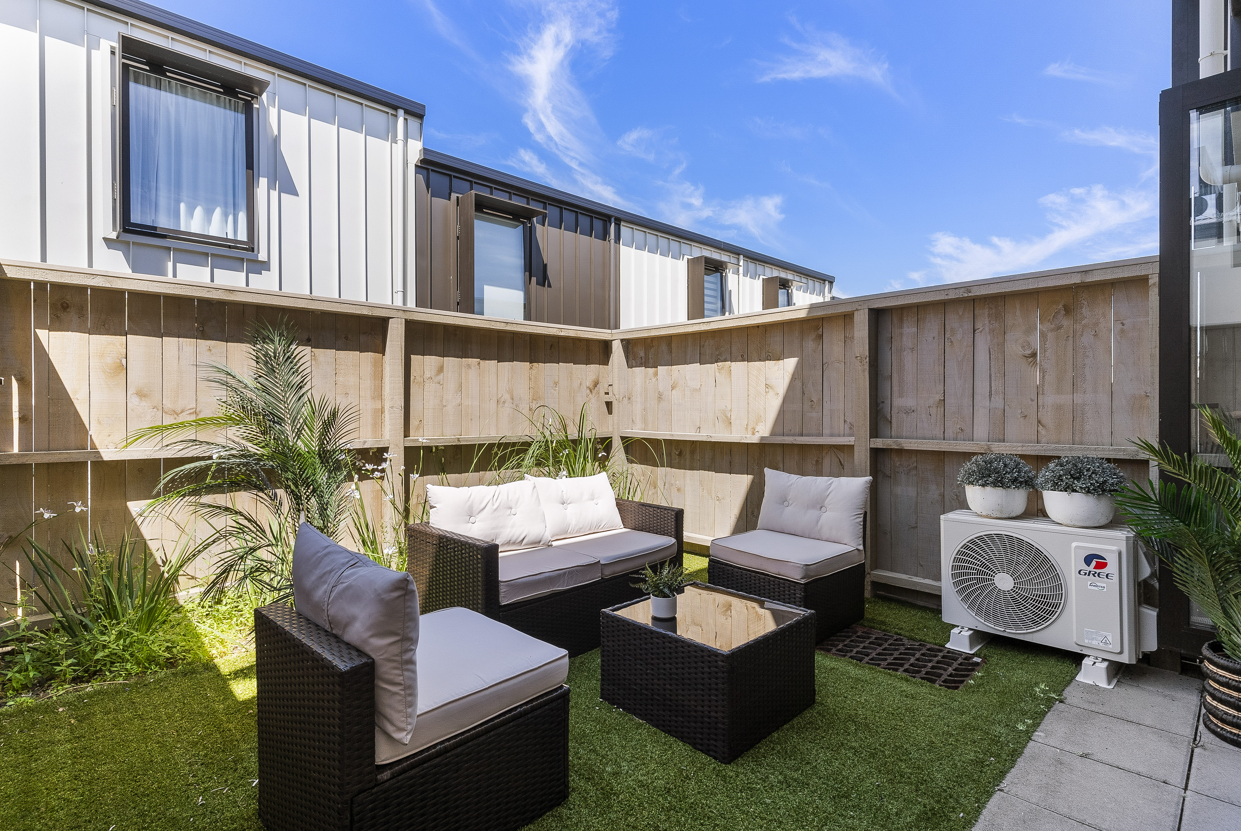 12 Hadlow Terrace, Grey Lynn, Auckland, 2 rūma, 1 rūma horoi, Townhouse