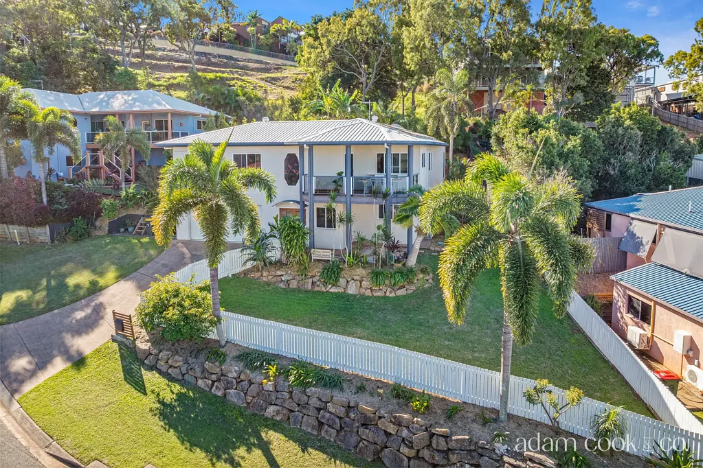 48 Benowa Drive, Taranganba, QLD 4703