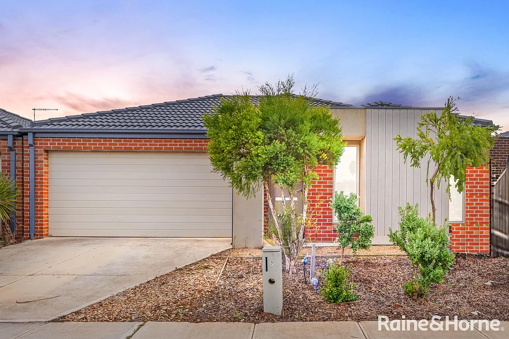 7 Studley Street, Weir Views, VIC 3338