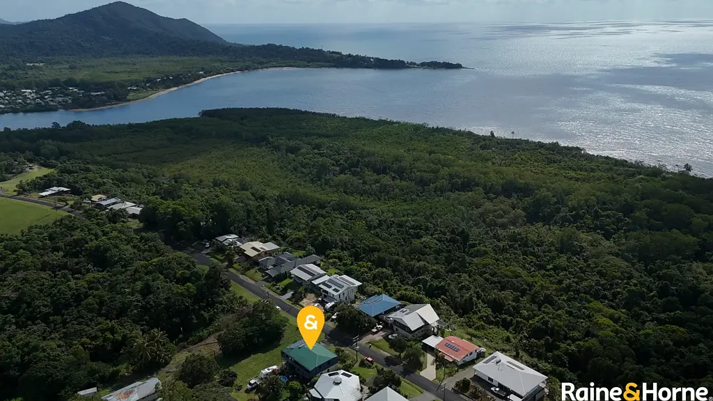 Coquette Point 4Kwarto Stunning Location, Sea view on one side, river view on the other