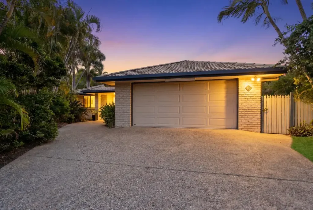 13 Harris Crescent, Norman Gardens, QLD 4701