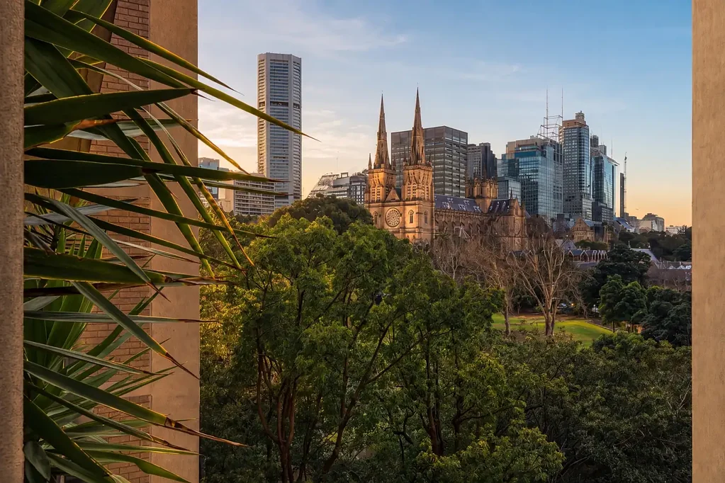 Prime Location With Hyde Park Views